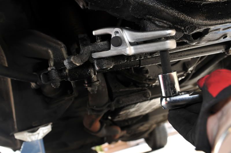 W123 Tie/Drag Rods and Idler Arm Rebuild DIY PeachParts MercedesBenz